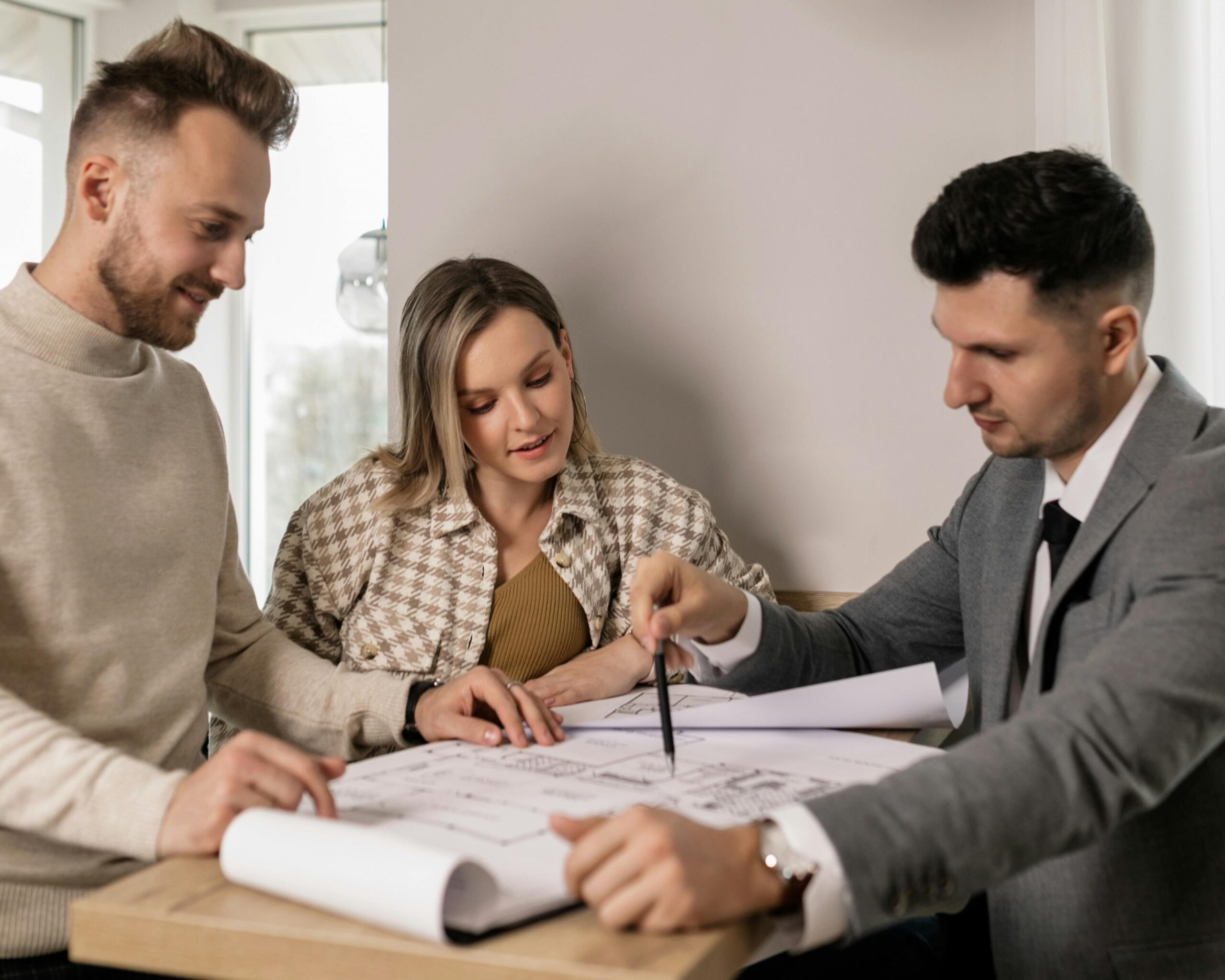 what does a conveyancer do